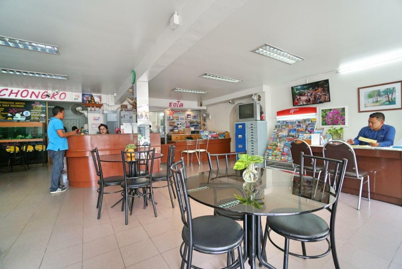 Chongko Guesthouse Phuket Екстериор снимка